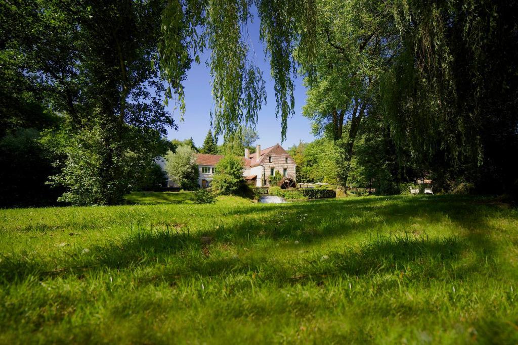 Hotel Le Domaine De Mombreux Lumbres Esterno foto